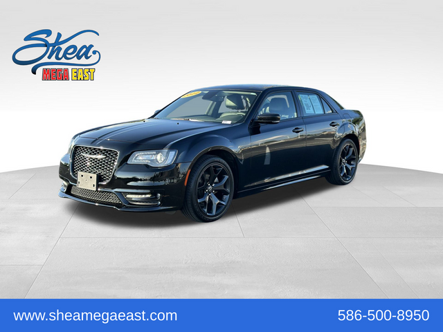 2022 Chrysler 300 300 Touring L