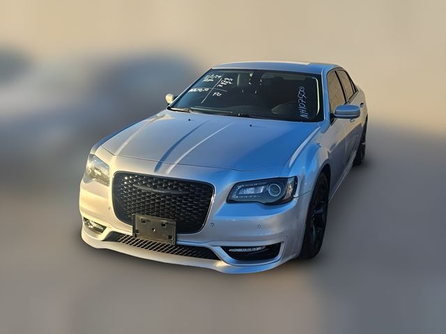 2022 Chrysler 300 Touring L