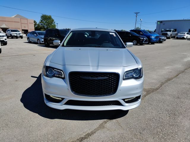 2022 Chrysler 300 Touring L