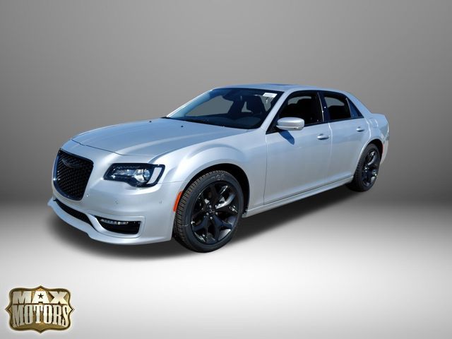 2022 Chrysler 300 Touring L