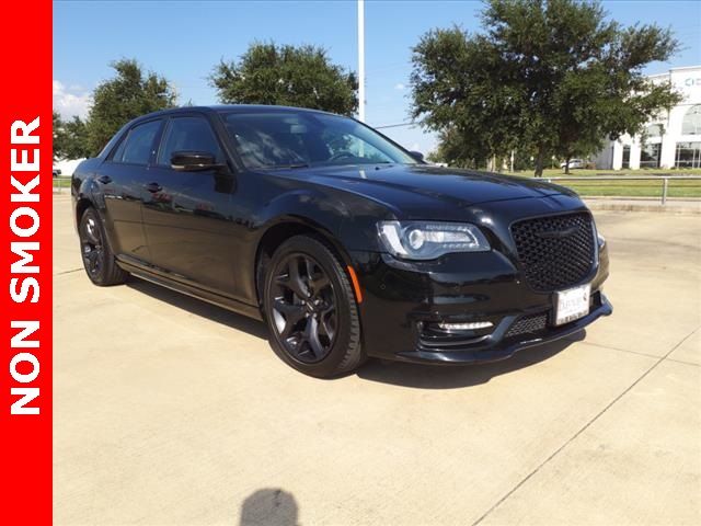 2022 Chrysler 300 Touring L