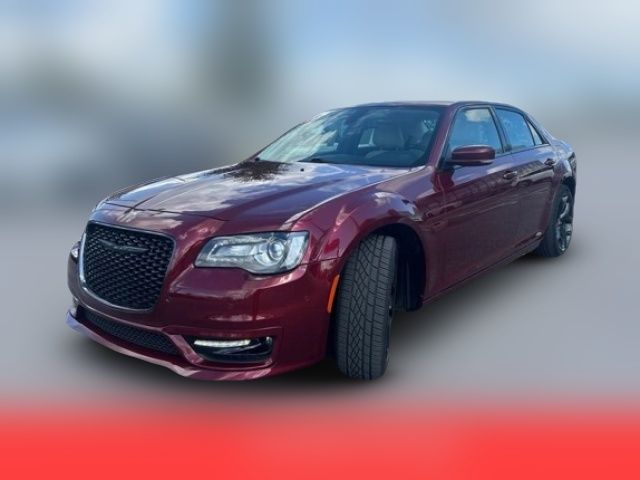 2022 Chrysler 300 Touring L