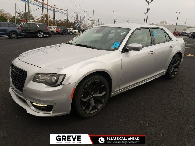 2022 Chrysler 300 300 Touring L