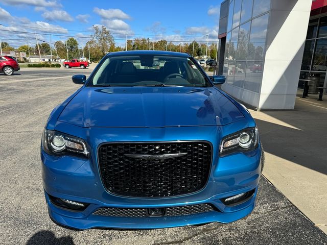 2022 Chrysler 300 Touring L