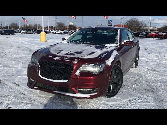 2022 Chrysler 300 300 Touring L