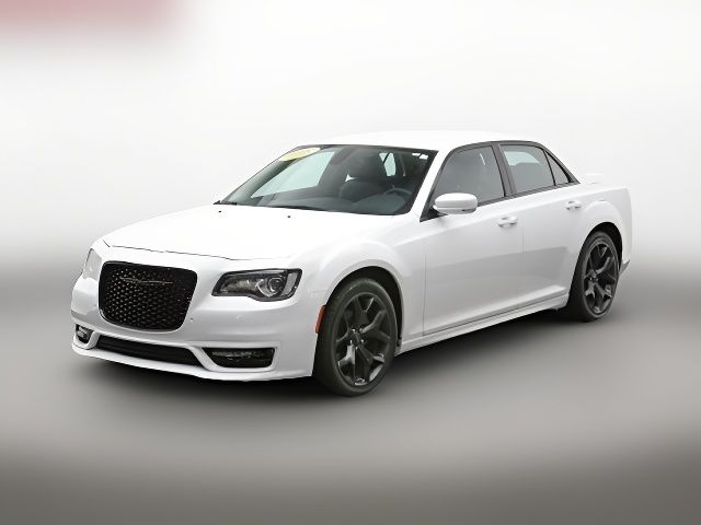 2022 Chrysler 300 Touring L