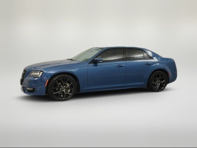 2022 Chrysler 300 Touring L