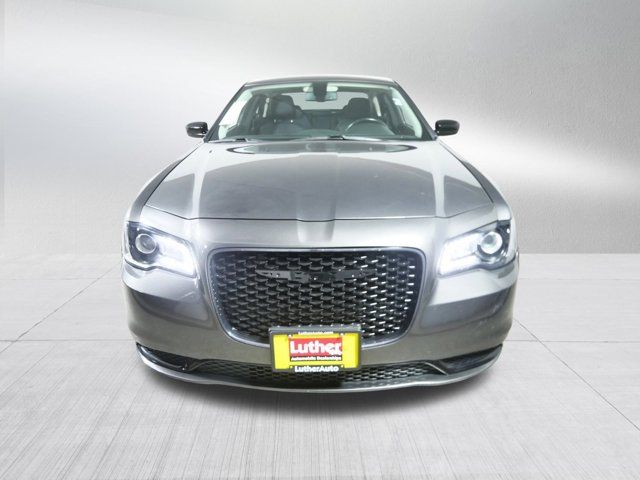 2022 Chrysler 300 Touring