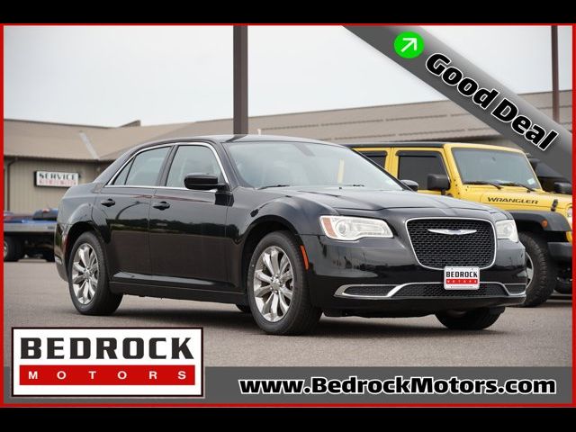 2022 Chrysler 300 Touring