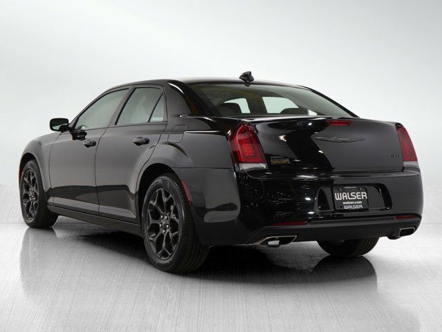 2022 Chrysler 300 Touring