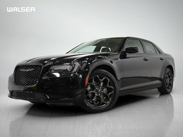 2022 Chrysler 300 Touring