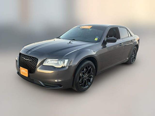 2022 Chrysler 300 Touring