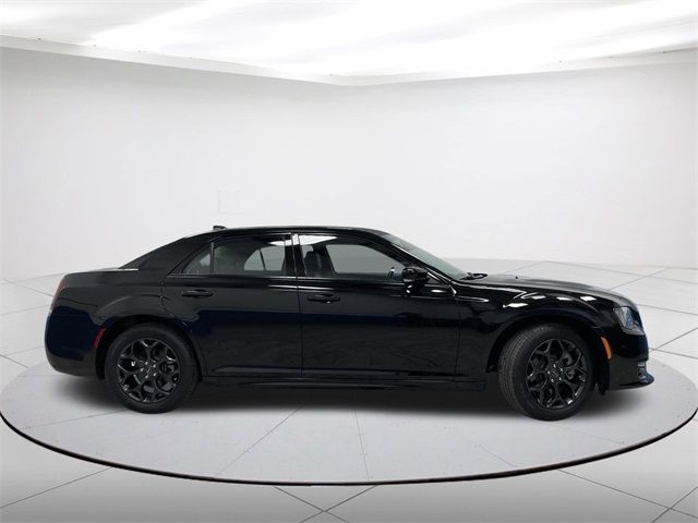 2022 Chrysler 300 Touring L