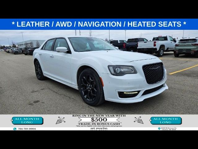 2022 Chrysler 300 300 Touring L