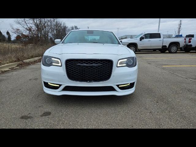 2022 Chrysler 300 300 Touring L