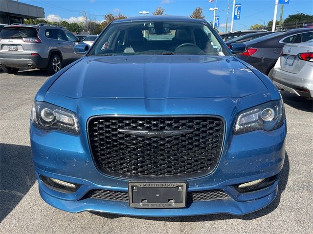 2022 Chrysler 300 Touring L