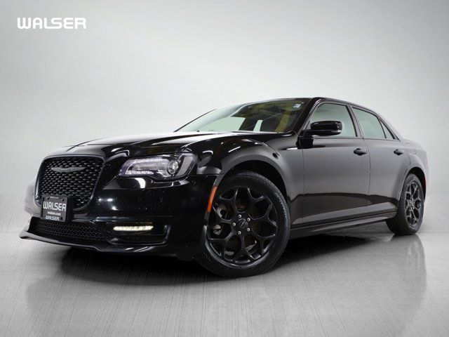 2022 Chrysler 300 Touring L