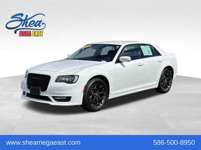 2022 Chrysler 300 300 Touring L