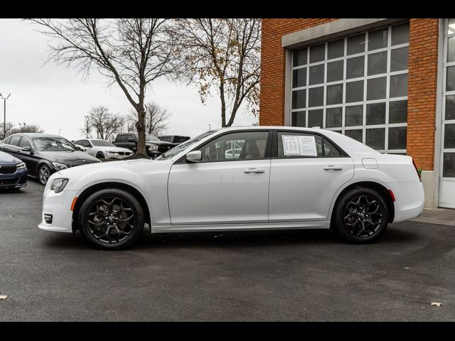 2022 Chrysler 300 300 Touring L