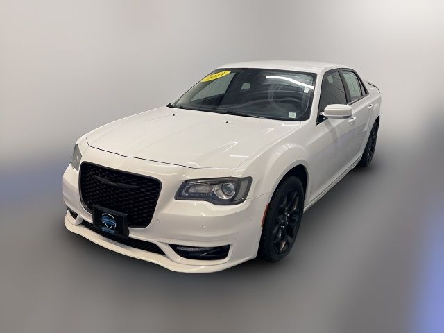 2022 Chrysler 300 300 Touring L