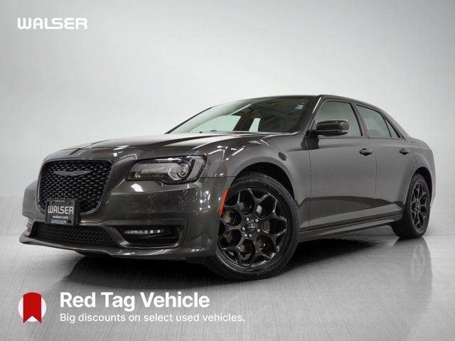 2022 Chrysler 300 Touring L