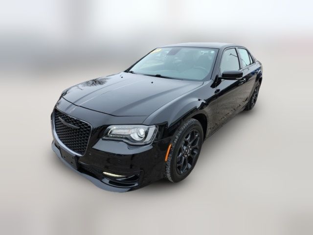 2022 Chrysler 300 300 Touring L