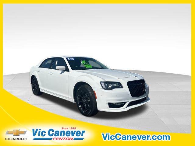 2022 Chrysler 300 Touring L