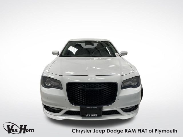 2022 Chrysler 300 300 Touring L