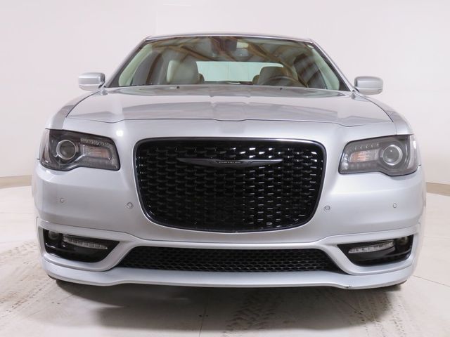 2022 Chrysler 300 300 Touring L