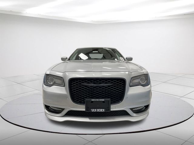 2022 Chrysler 300 300 Touring L