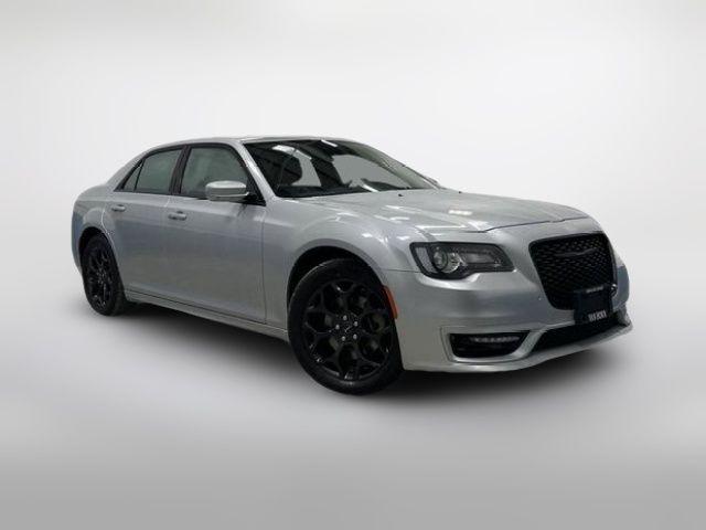 2022 Chrysler 300 300 Touring L