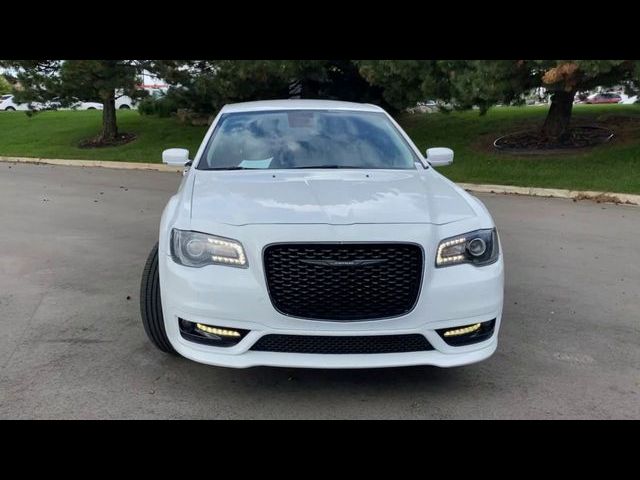 2022 Chrysler 300 300 Touring L