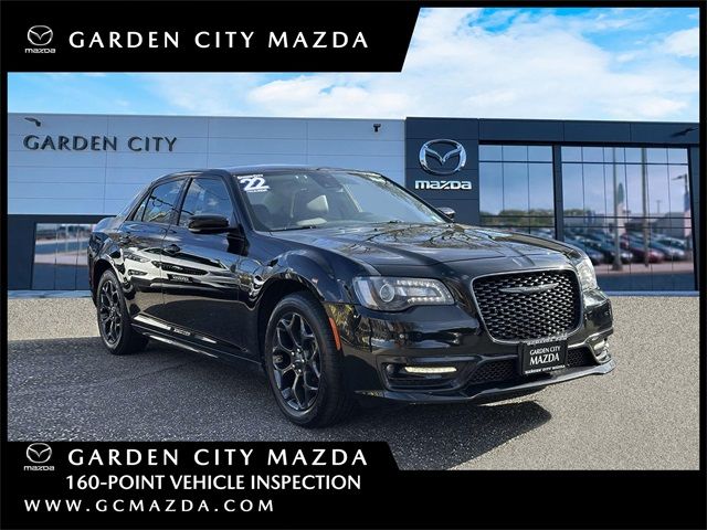 2022 Chrysler 300 Touring L