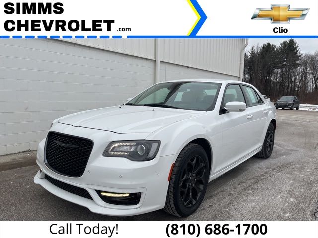 2022 Chrysler 300 300 Touring L