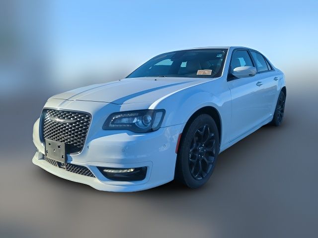 2022 Chrysler 300 Touring L