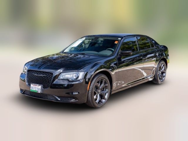 2022 Chrysler 300 Touring