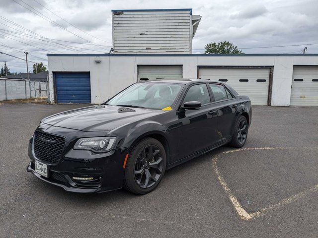 2022 Chrysler 300 Touring L