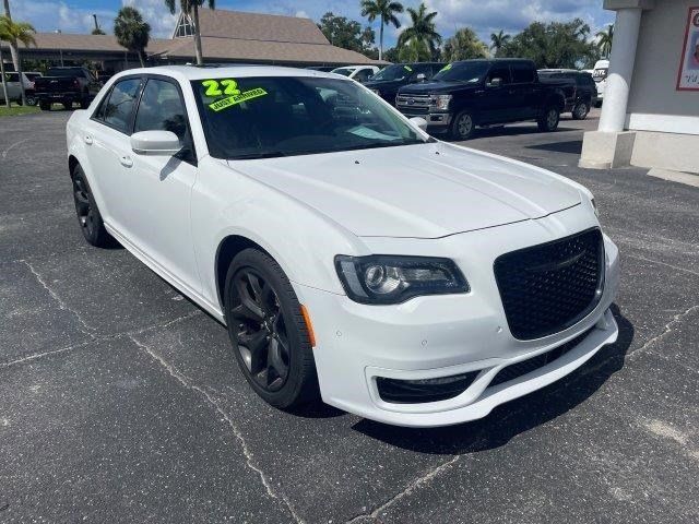 2022 Chrysler 300 Touring L