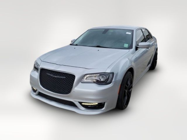 2022 Chrysler 300 Touring L