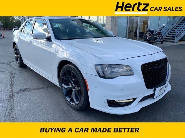 2022 Chrysler 300 Touring L