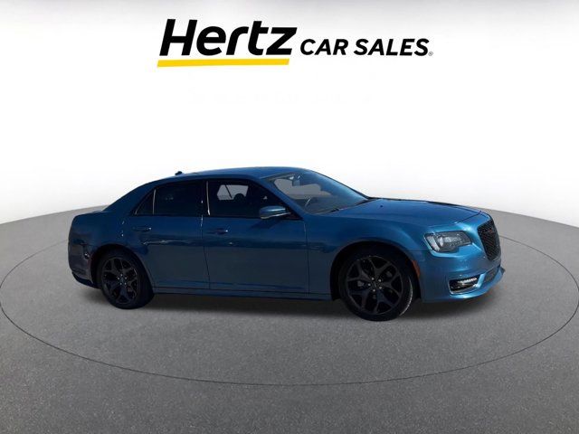 2022 Chrysler 300 Touring L