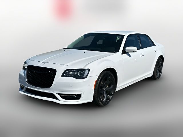 2022 Chrysler 300 Touring L