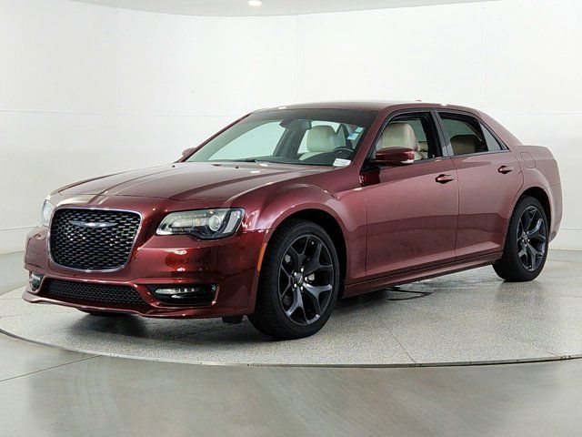 2022 Chrysler 300 Touring L