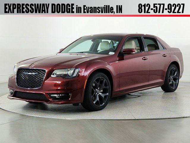 2022 Chrysler 300 Touring L