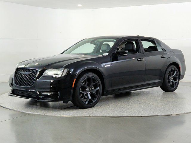 2022 Chrysler 300 Touring L