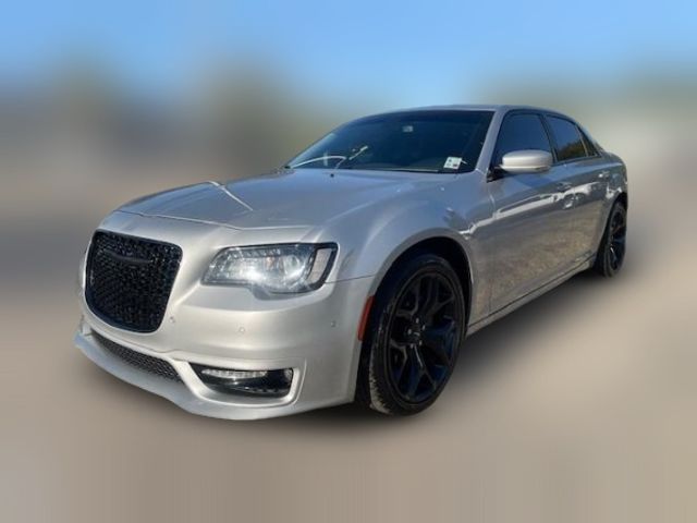 2022 Chrysler 300 Touring L