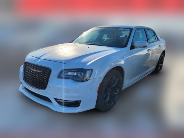 2022 Chrysler 300 300 Touring L