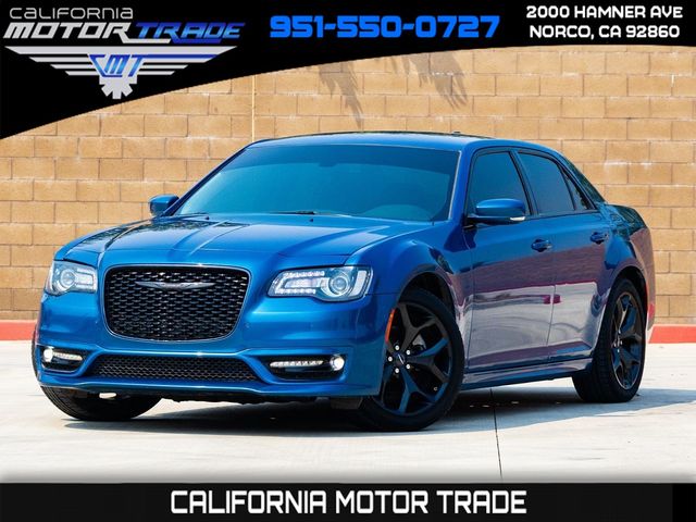 2022 Chrysler 300 Touring L