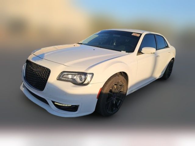 2022 Chrysler 300 Touring L