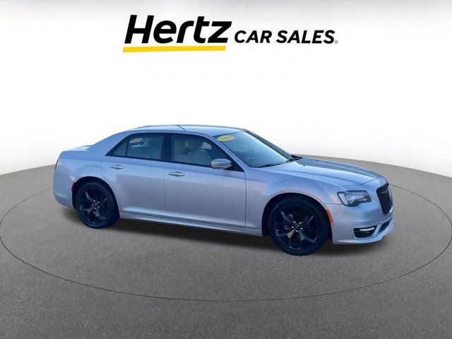 2022 Chrysler 300 Touring L